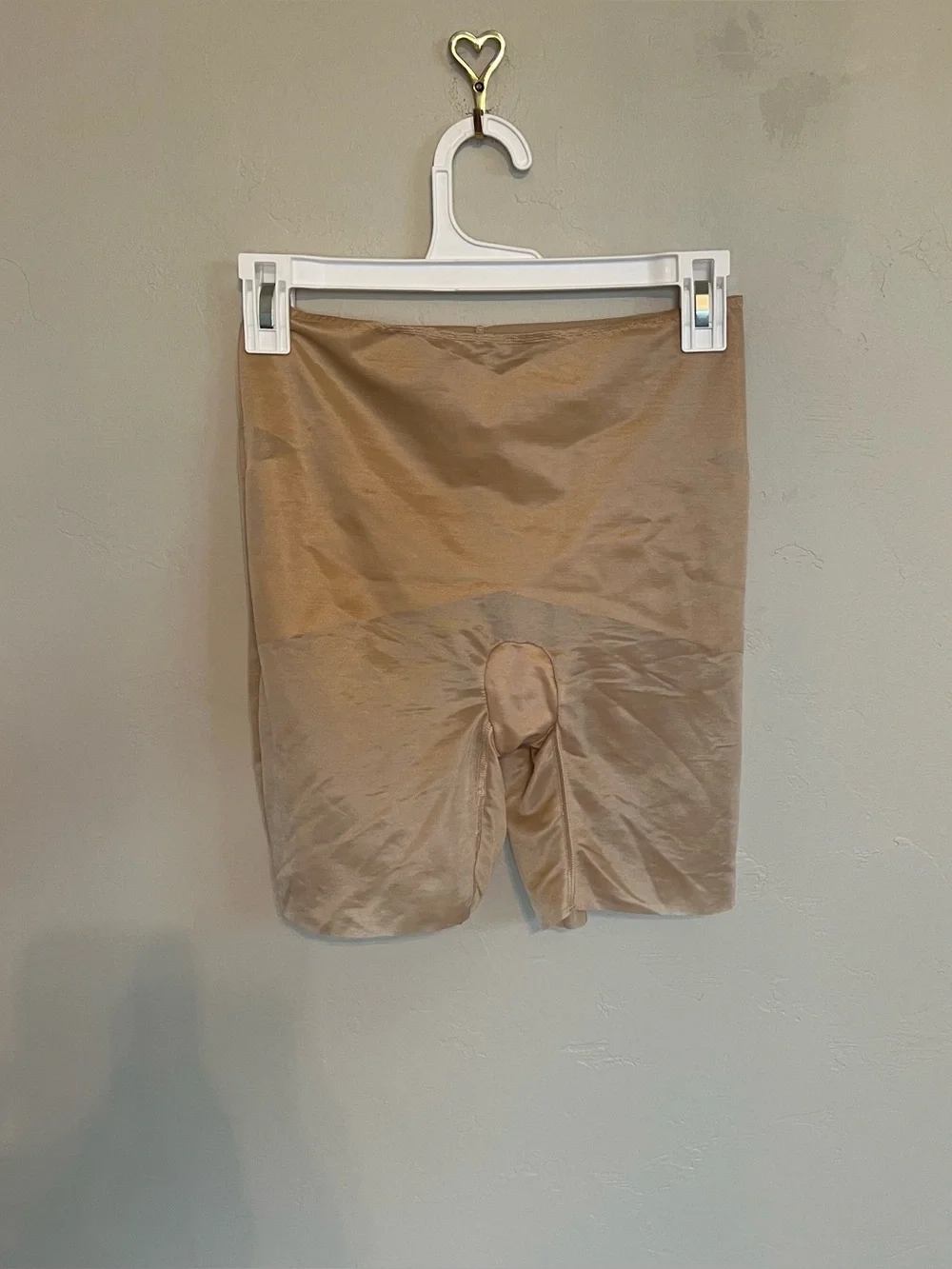 SPANX Women’s Beige Skinny Britches Shape Shorts Size L Mid Thigh Shapewear